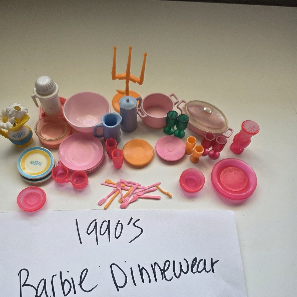 Barbie Colorful Party Tableware Set